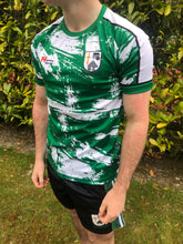 Load image into Gallery viewer, *NEW* Training Jersey Green &amp; White
